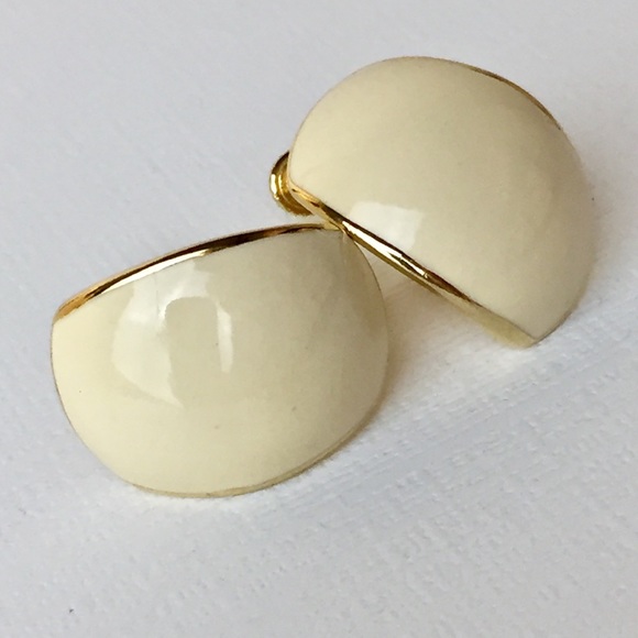 Vintage Napier Cream & Gold Tone Clip On Earrings - Picture 2 of 8